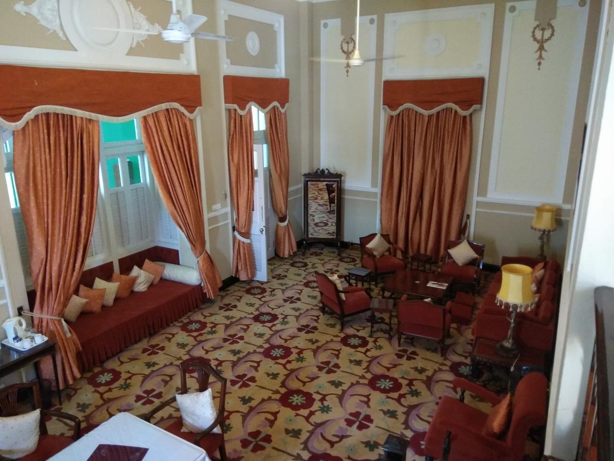 Lalitha Mahal Palace Hotel Maiçor Exterior foto